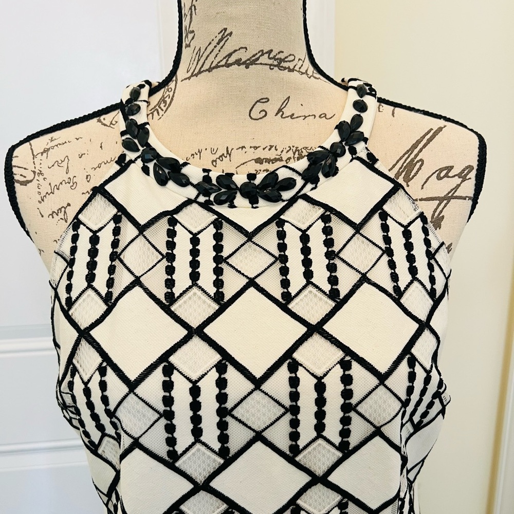 Nine West Black and Cream Sleeveless Dress